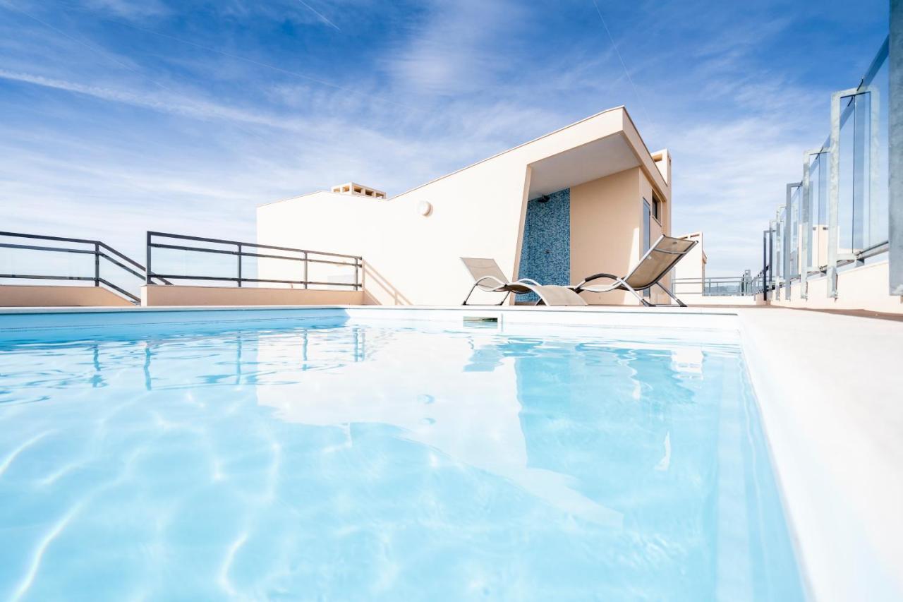 オリョンOceanfront: Luxury Spectacular Sea Views And Poolアパートメント エクステリア 写真